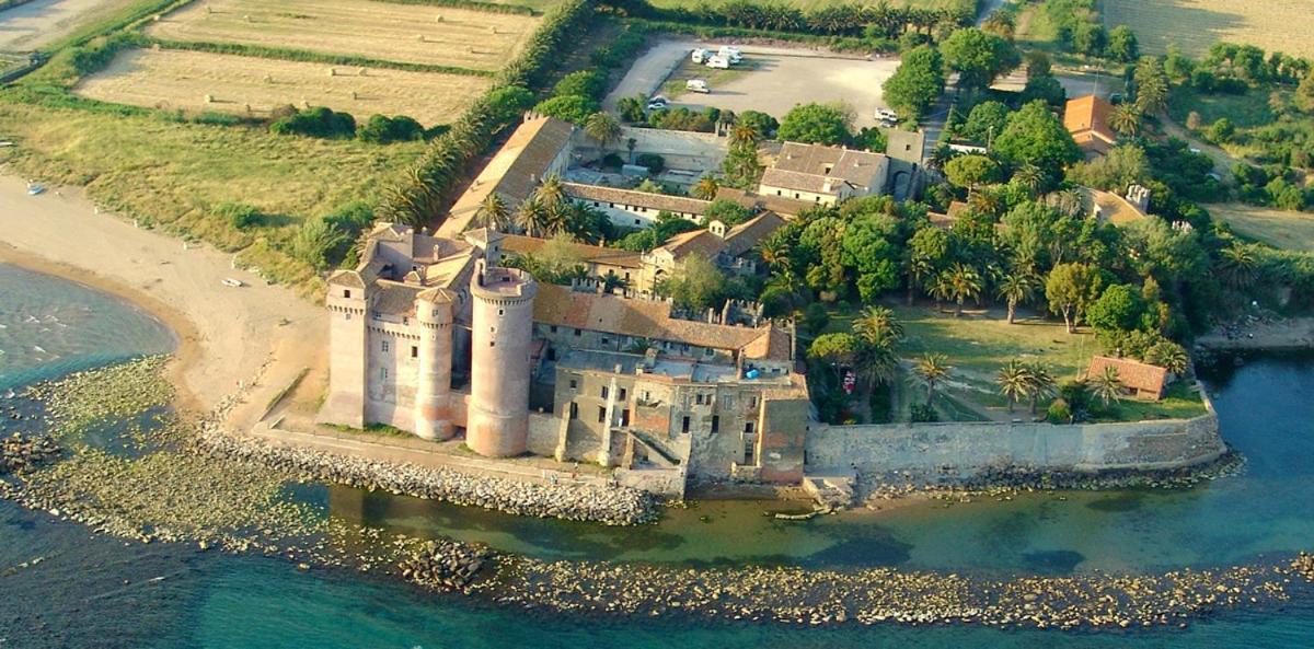 Ostello Del Castello Di Santa Severa Exterior photo
